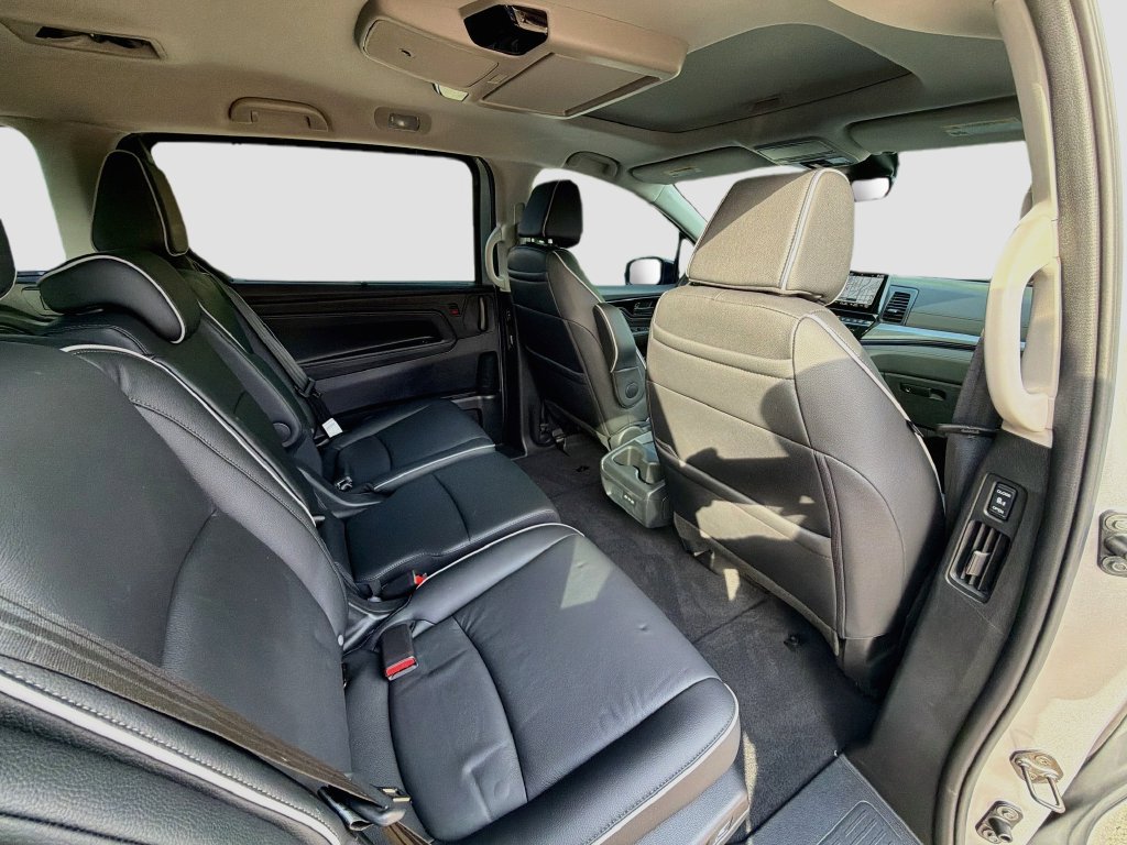 Certified 2025 Honda Odyssey Touring image 32
