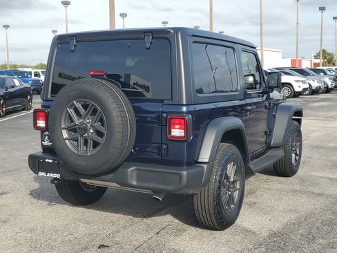Used 2025 Jeep Wrangler Sport image 8
