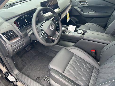 New 2026 Nissan Rogue Platinum w/ Platinum Premium Package image 12