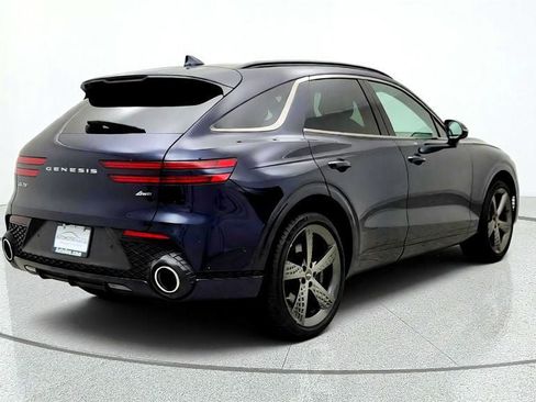 Used 2023 Genesis GV70 2.5T w/ Sport Prestige Package AWD/4WD image 5