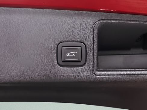 Used 2024 GMC Terrain Denali w/ Denali Premium Package AWD/4WD image 42