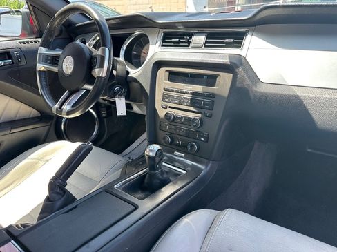 Used 2012 Ford Mustang Premium RWD image 9