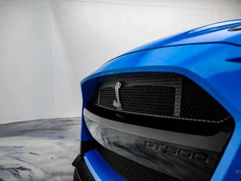 Used 2022 Ford Mustang Shelby GT500 w/ Carbon Fiber Track Pack image 35