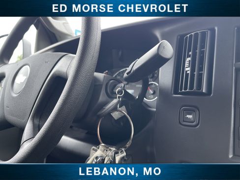 New 2026 Chevrolet Express 3500 LS image 15