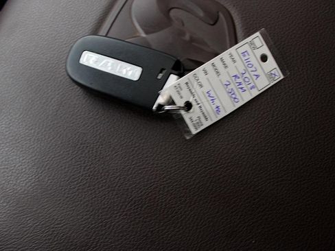 Used 2018 RAM 2500 Laramie w/ Convenience Group image 38