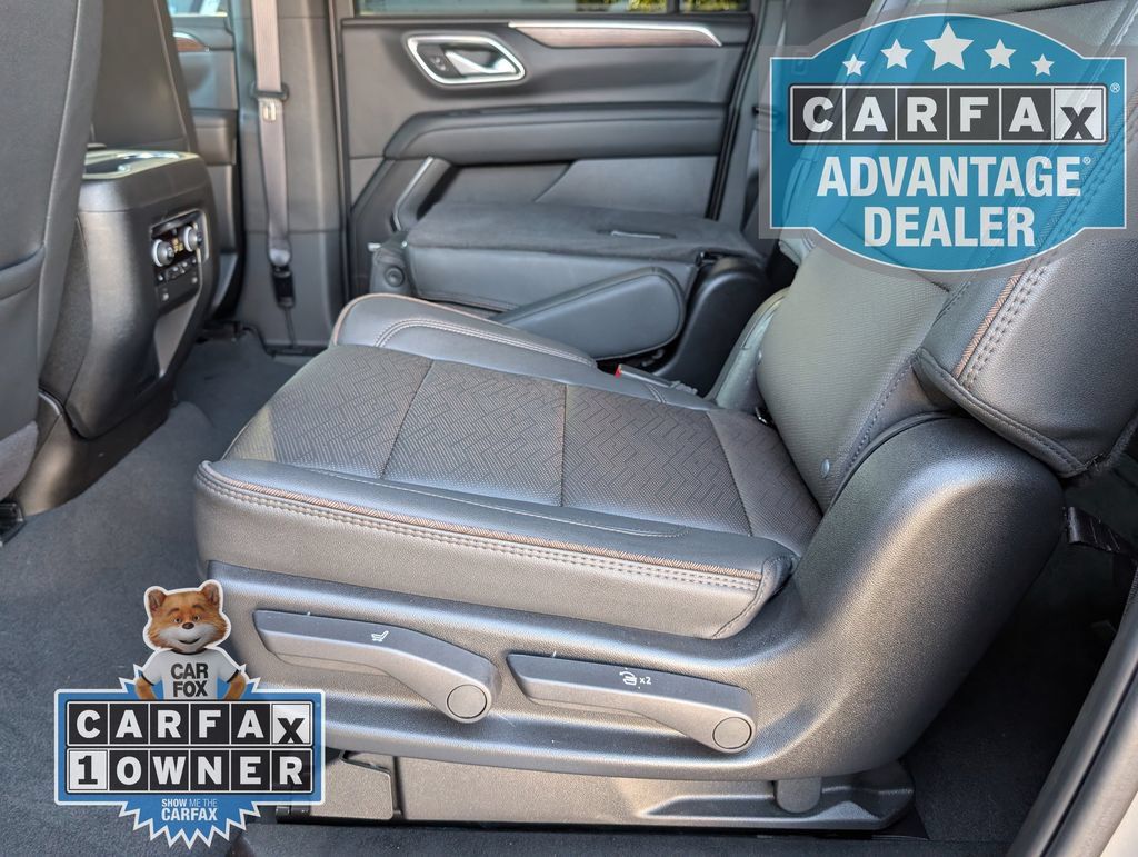 Used 2024 Chevrolet Suburban High Country AWD/4WD image 24