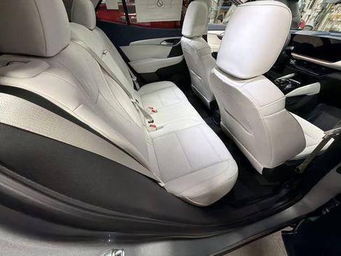 New 2026 Buick Envision Avenir image 61