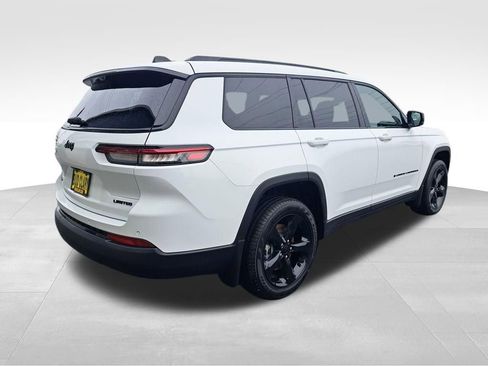 New 2025 Jeep Grand Cherokee L Limited w/ Luxury Tech Group II AWD/4WD image 6