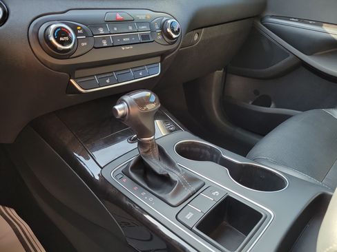 Used 2018 Kia Sorento EX FWD image 27