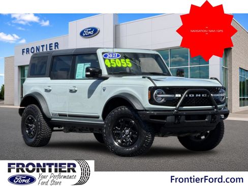Used 2021 Ford Bronco First Edition AWD/4WD image 3