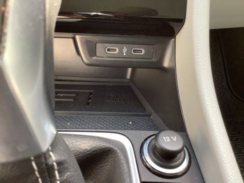 New 2025 Volkswagen Jetta SE image 21