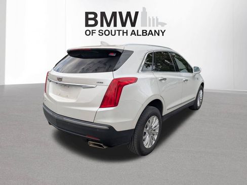 Used 2019 Cadillac XT5 AWD image 3
