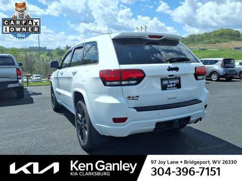 Used 2022 Jeep Grand Cherokee Laredo X AWD/4WD image 8