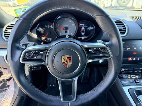 Used 2019 Porsche 718 Boxster RWD image 20