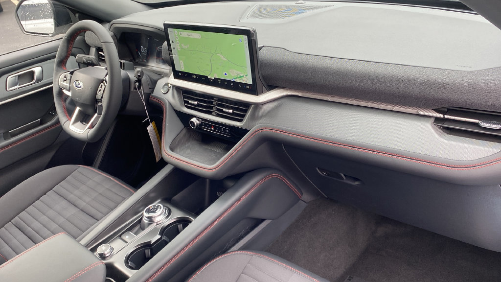 New 2027 Ford Explorer ST-Line AWD/4WD image 11