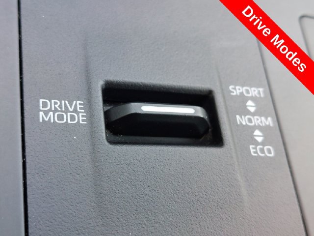 Used 2023 Toyota Highlander L FWD image 14