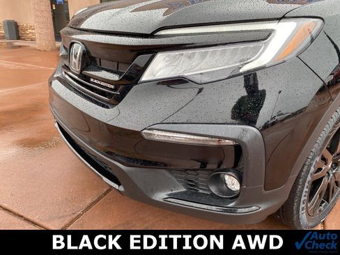 Used 2022 Honda Pilot Black Edition image 3