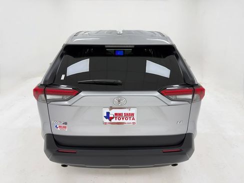 Used 2025 Toyota RAV4 LE FWD image 39