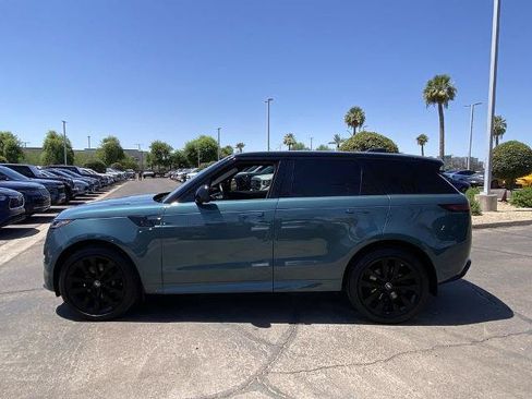 Used 2024 Land Rover Range Rover Sport Dynamic SE AWD/4WD image 4