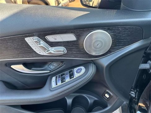 Used 2021 Mercedes-Benz GLC 300 GLC 300 Coupe image 25