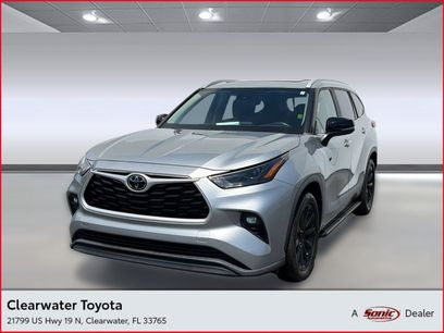 Used 2023 Toyota Highlander XLE