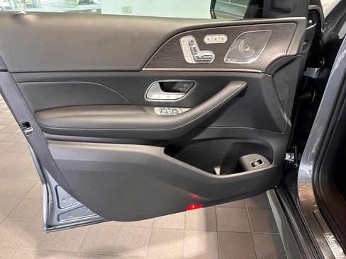Certified 2025 Mercedes-Benz GLE 580 4MATIC image 11