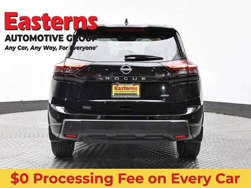 Used 2024 Nissan Rogue S AWD/4WD image 6