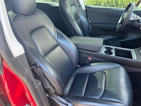 Used 2021 Tesla Model Y Performance AWD/4WD image 8