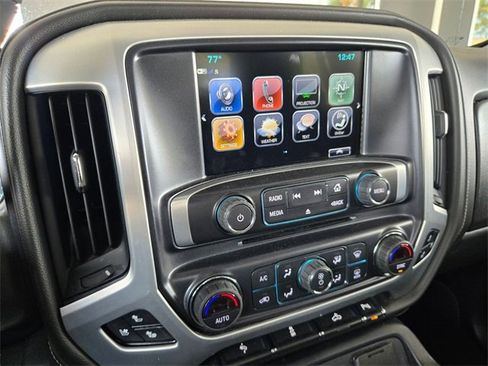 Used 2018 GMC Sierra 1500 SLT w/ SLT Premium Package image 13