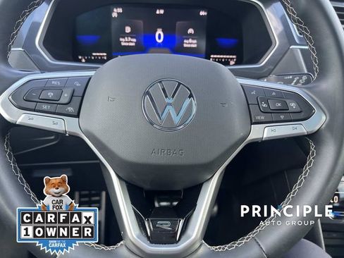 Certified 2023 Volkswagen Tiguan SE R-Line FWD image 18