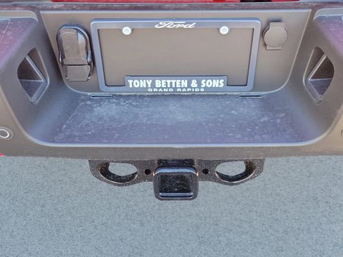 New 2026 Ford F250 Lariat w/ Black Appearance Package image 10