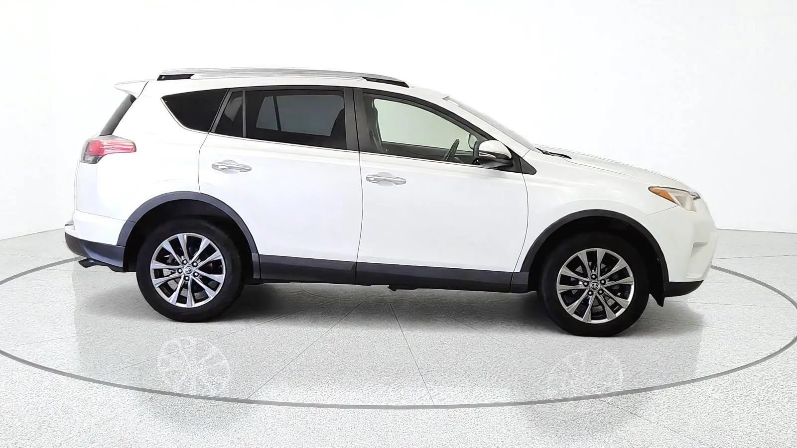 Used 2018 Toyota RAV4 Limited w/ All Weather Liner Package AWD/4WD image 10