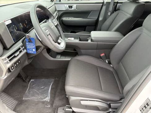 New 2026 Hyundai Santa Fe SE FWD image 13