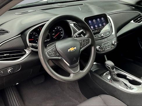 Used 2024 Chevrolet Malibu LT FWD image 16