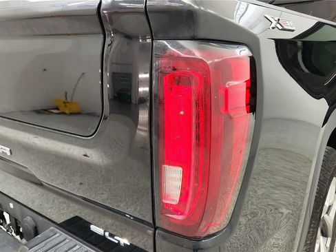 Used 2023 GMC Sierra 1500 SLT w/ SLT Premium Plus Package AWD/4WD image 16