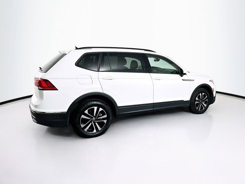 Used 2024 Volkswagen Tiguan S image 10