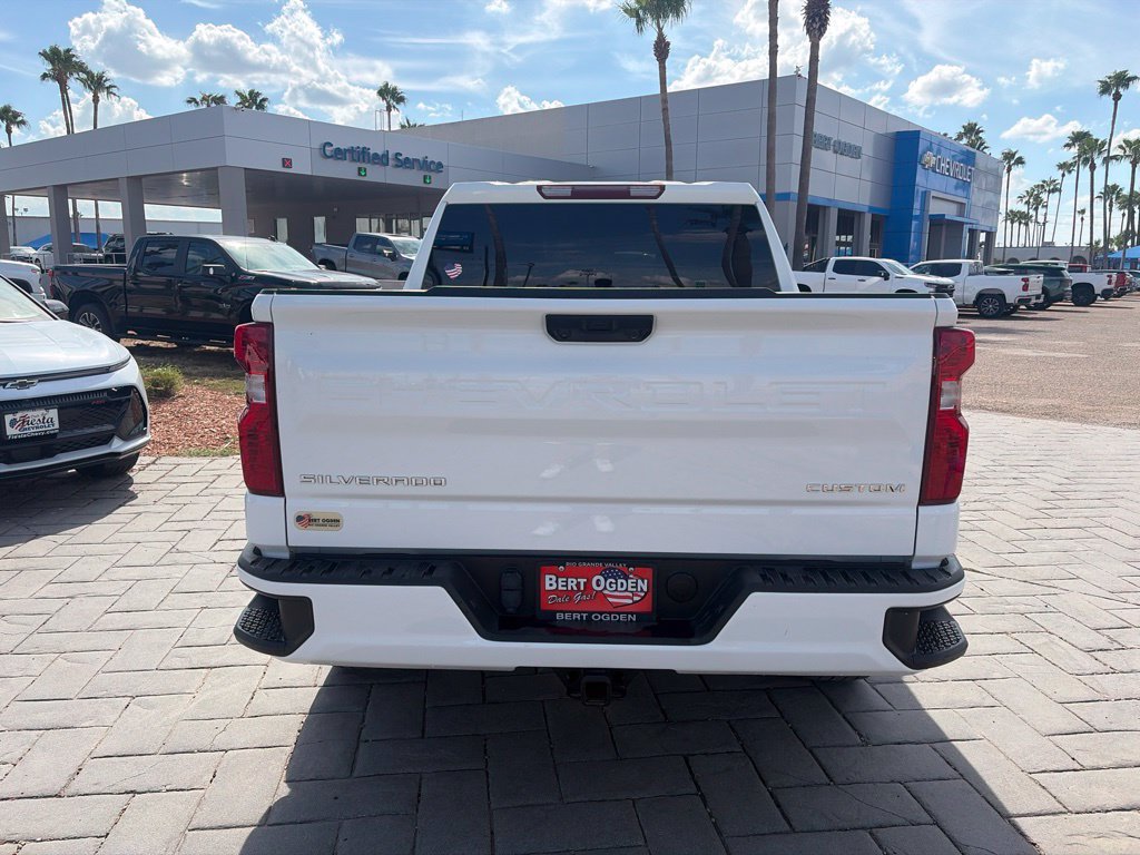Used 2025 Chevrolet Silverado 1500 Custom RWD image 5