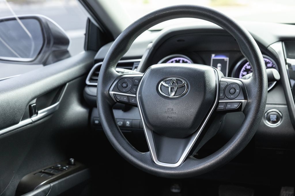 Certified 2022 Toyota Camry LE w/ Convenience Package FWD image 27