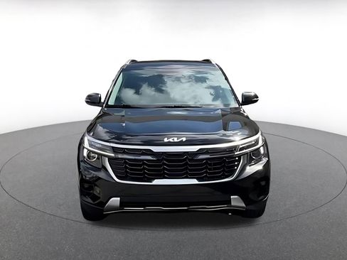 Used 2025 Kia Seltos S image 5