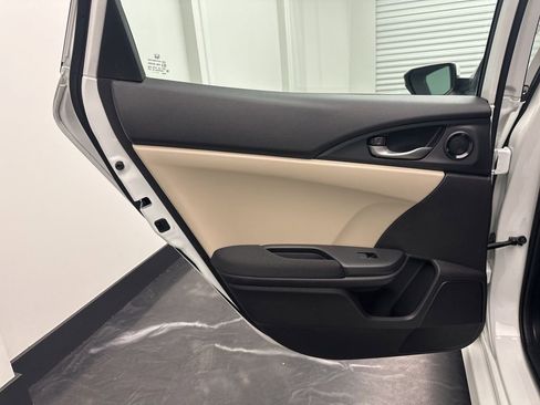 Used 2018 Honda Civic EX image 14