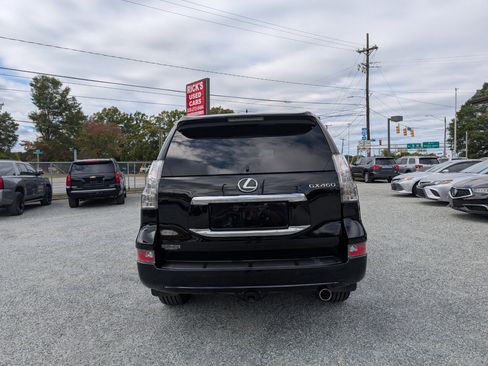 Used 2017 Lexus GX 460 Premium image 8