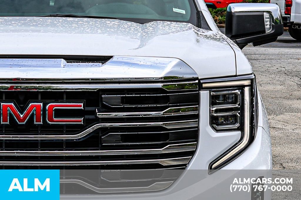 Used 2026 GMC Sierra 1500 SLT AWD/4WD image 14
