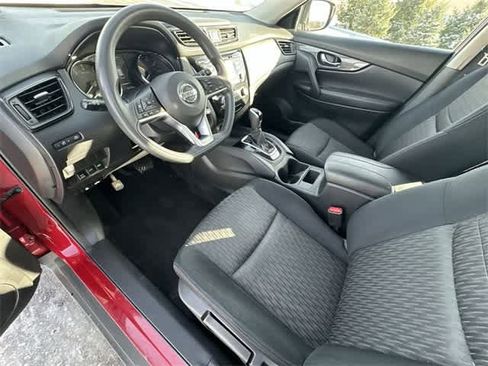 Used 2017 Nissan Rogue S image 13