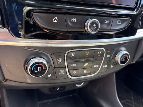 Used 2019 Chevrolet Traverse RS w/ LPO, Floor Liner Package AWD/4WD image 17