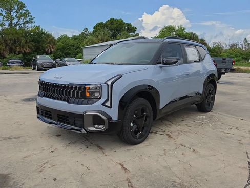 New 2027 Kia Seltos X-Line S w/ X-Line S Premium Package AWD/4WD image 4