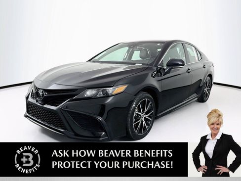 Certified 2024 Toyota Camry SE FWD image 1