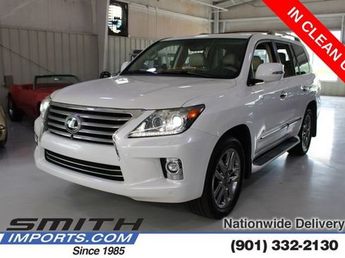 Used 2015 Lexus LX 570 4WD image 1