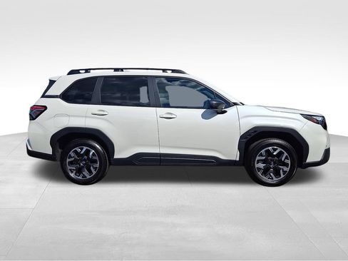 Used 2026 Subaru Forester Premium AWD/4WD image 7