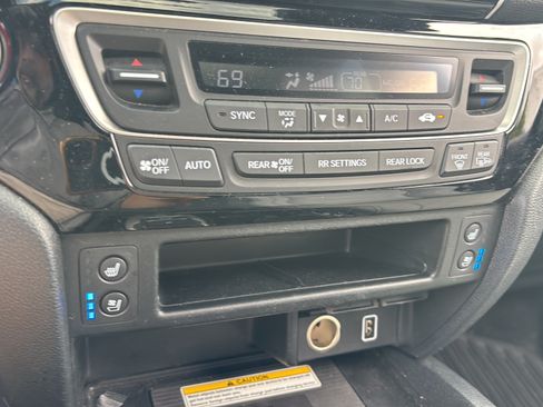 Certified 2023 Honda Passport Elite image 22