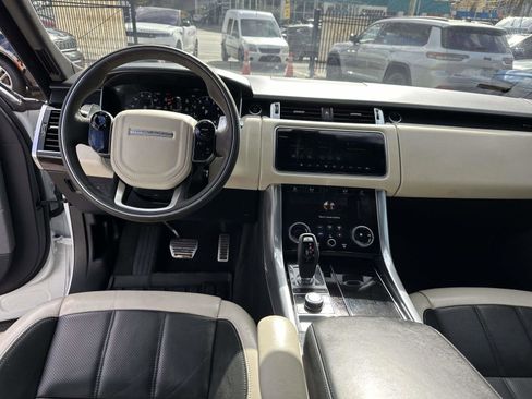Used 2021 Land Rover Range Rover Sport HST image 20